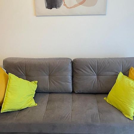 2-Room In New House, Wola Варшава Екстериор снимка