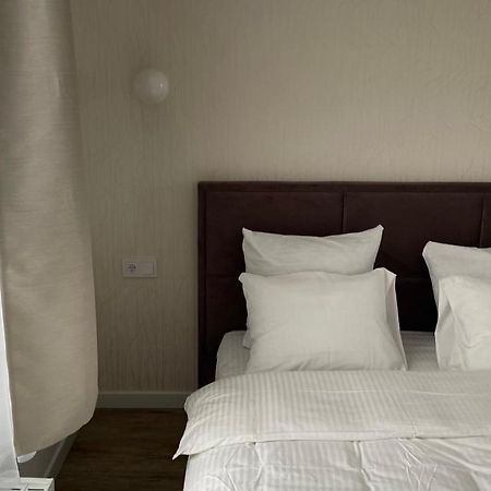 2-Room In New House, Wola Варшава Екстериор снимка