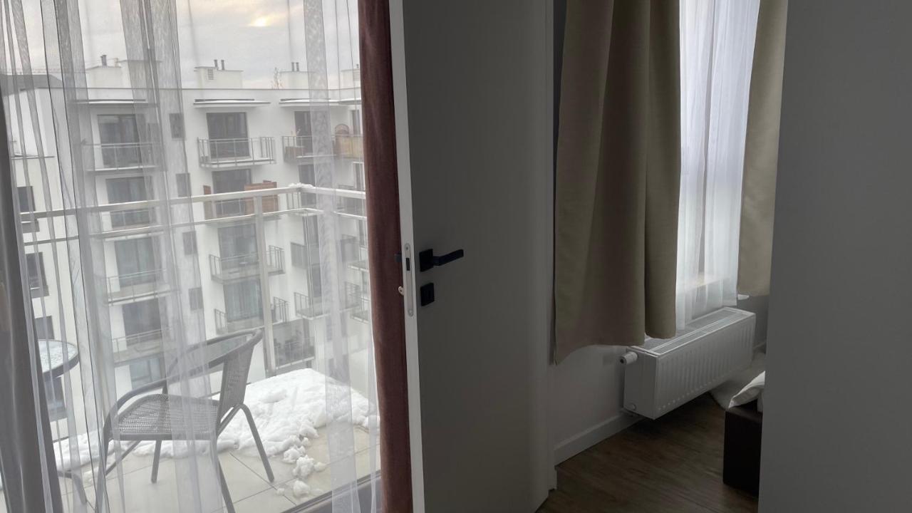 2-Room In New House, Wola Варшава Екстериор снимка