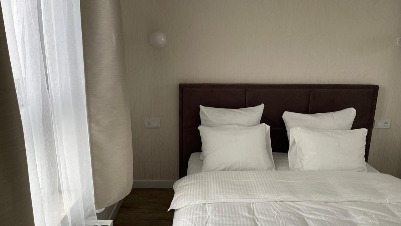 2-Room In New House, Wola Варшава Екстериор снимка